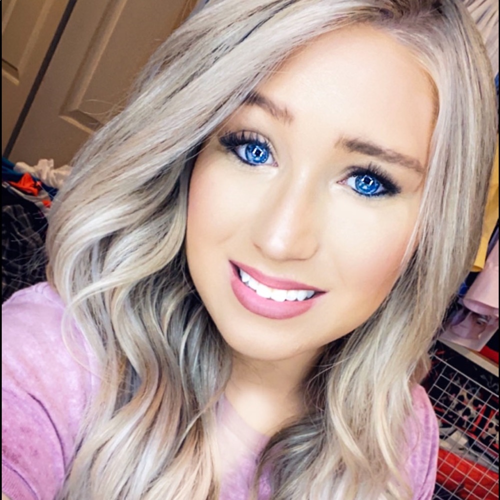 Meet your Posher, Jessica